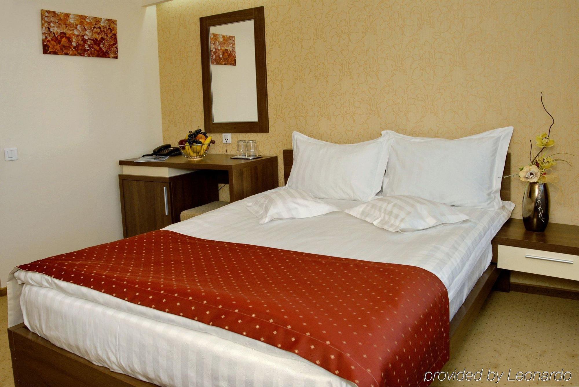 Hotel Univers Cluj-Napoca Cameră foto